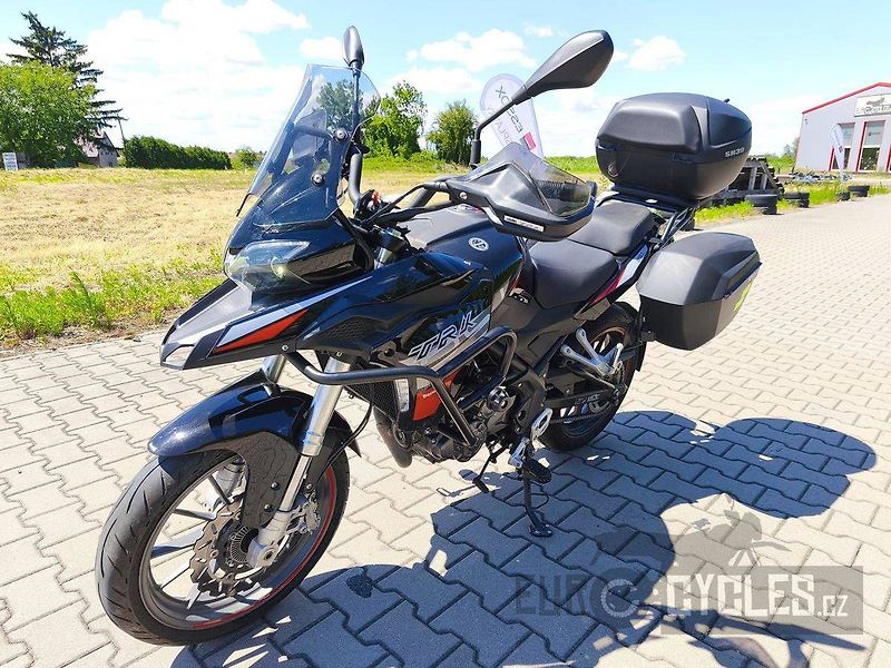 Benelli TRK 251 (2023) - fotka 3 z 12
