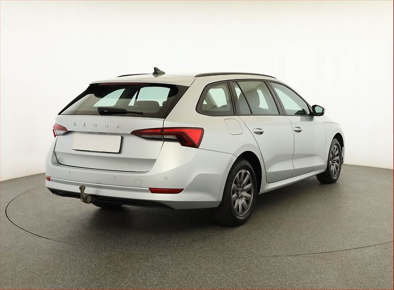 Škoda Octavia (2023) Ambition 2.0 TDI, ČR,1.maj - fotka 5 z 18