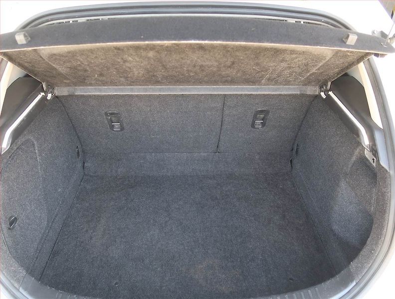 Mazda 3 (2012) 1.6, Serv.kniha, Tempomat - fotka 13 z 17