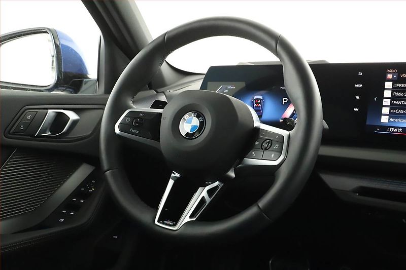 BMW Řada 1 (2025) 123 xDrive - fotka 8 z 17