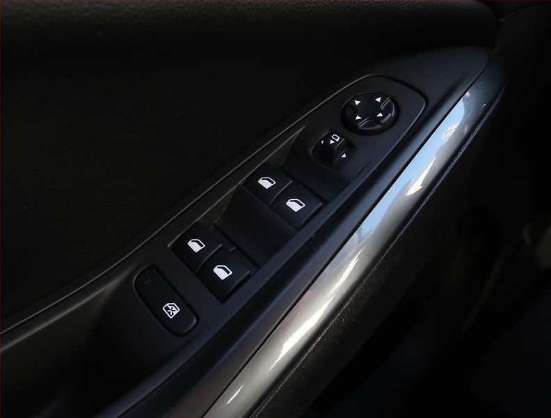 Opel Grandland X (2018) 1.2 Turbo, Automat, Serv.kniha - fotka 21 z 21