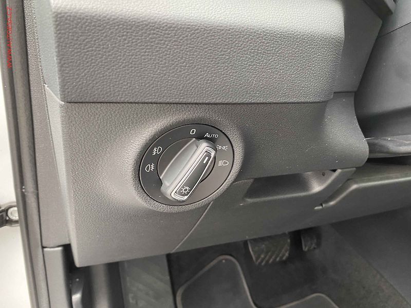 Škoda Karoq (2021) 1.5 TSi, Style, DSG, LED, - fotka 15 z 20