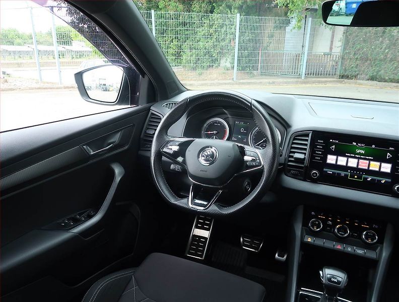 Škoda Karoq (2021) Sportline 1.5 TSI - fotka 7 z 24
