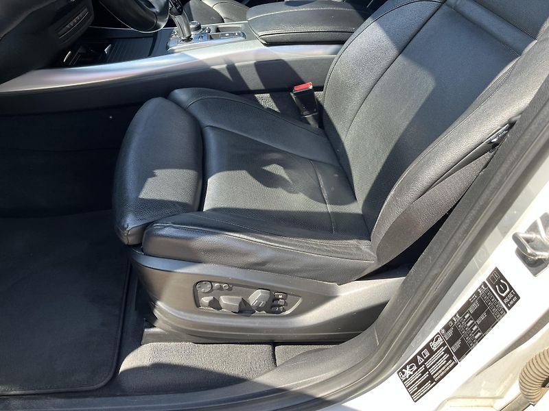 BMW X5 40D XDRIVE M-Packet - fotka 20 z 34