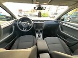 Škoda Octavia 2.0 TDi - náhled 8