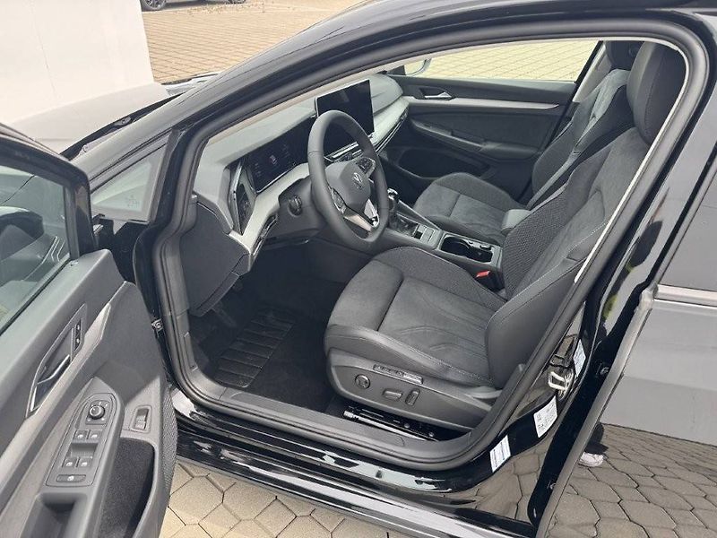 Volkswagen Golf (2026) People 6G 1,5TSI - fotka 5 z 7
