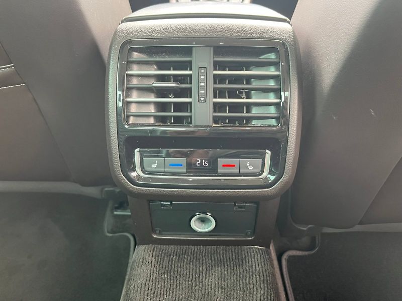 Volkswagen Passat (2015) 2.0 TDI / 176 kW 4x4 - fotka 15 z 28