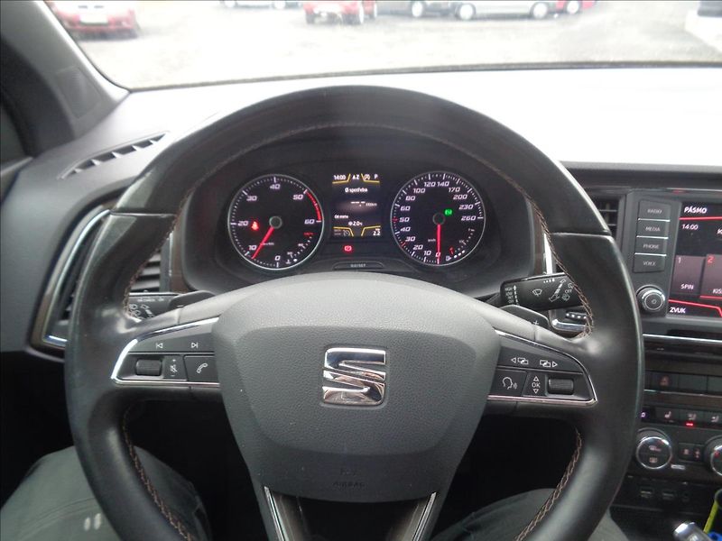 Seat Ateca 2,0 - fotka 19 z 22