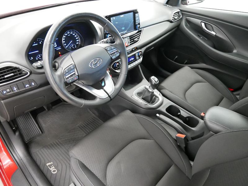 Hyundai i30 - fotka 12 z 23