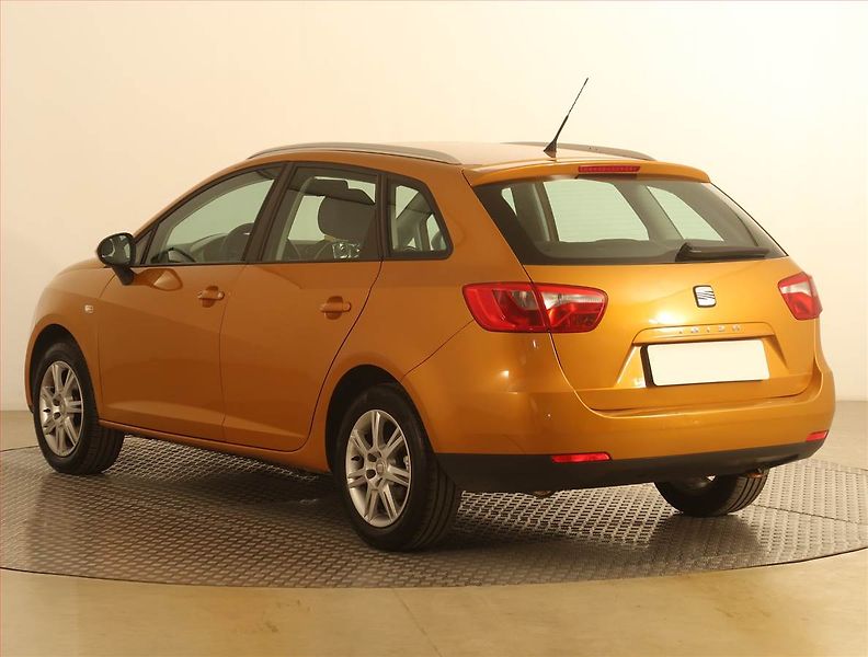 Seat Ibiza (2011) 1.4 16V, Tempomat - fotka 4 z 15