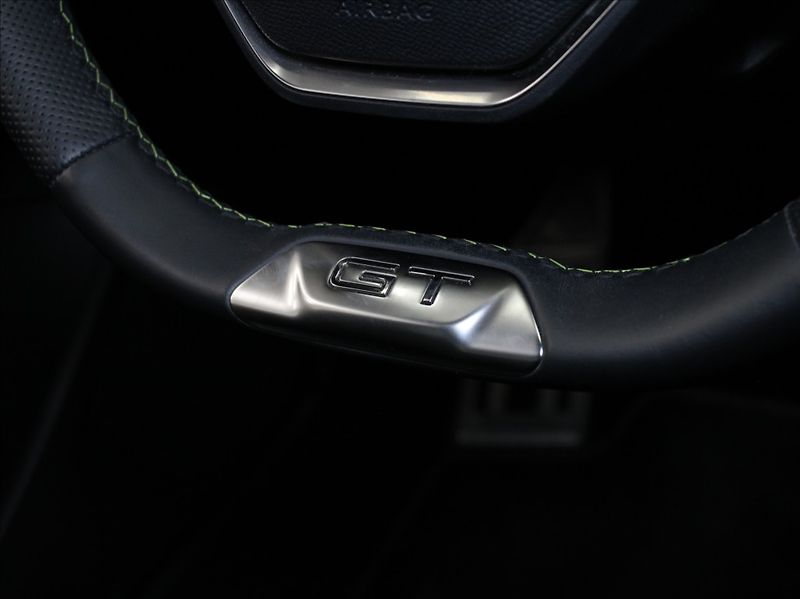 Peugeot 308 1,6 PHEV 225k. GT Výprodej! - fotka 24 z 28