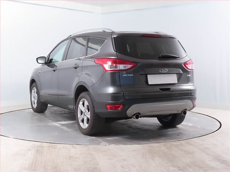 Ford Kuga (2015) 1.5 EcoBoost, Tempomat - fotka 4 z 13