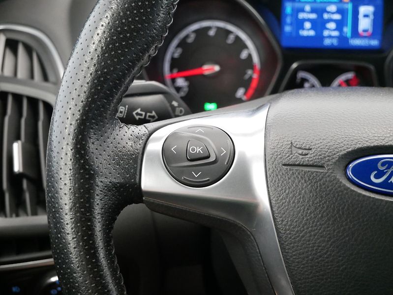 Ford Focus - fotka 17 z 28