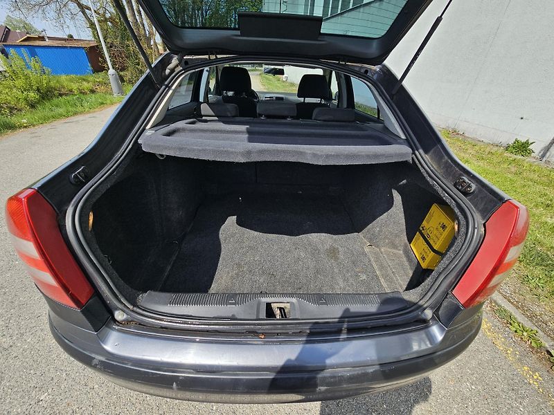 Škoda Octavia (2007) 2 1.9TDI  - fotka 17 z 18