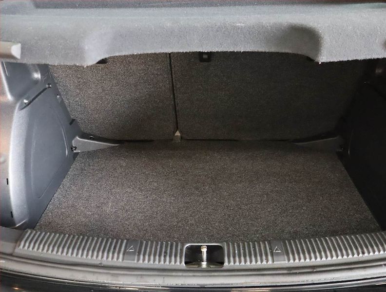 Škoda Fabia (2010) 1.2 12V, Serv.kniha, po STK - fotka 14 z 15