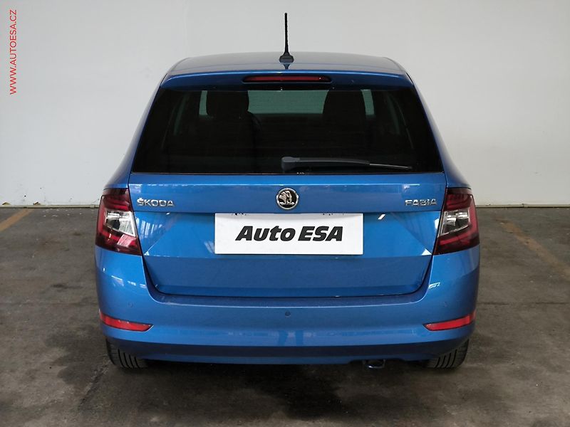 Škoda Fabia (2019) 1.0 TSi, Style, LED, navi - fotka 5 z 18