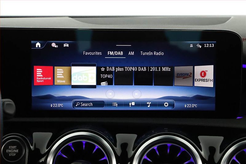 Mercedes-Benz CLA (2025) 200 - fotka 14 z 20