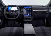 Renault tradičně doprostřed palubní desky umisťuje na výšku orientovaný displej