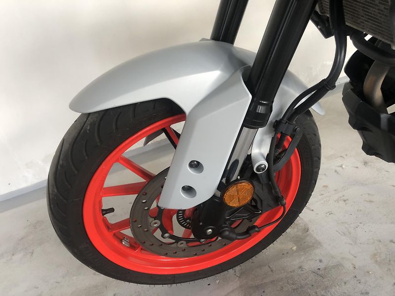 Yamaha MT-125 ABS - fotka 8 z 19