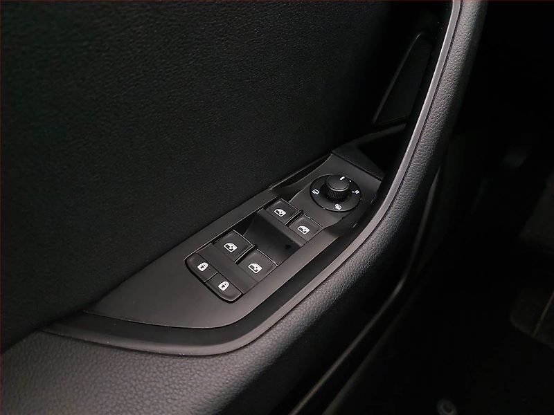 Škoda Superb (2019) Style 1.5 TSI, Automat - fotka 17 z 19