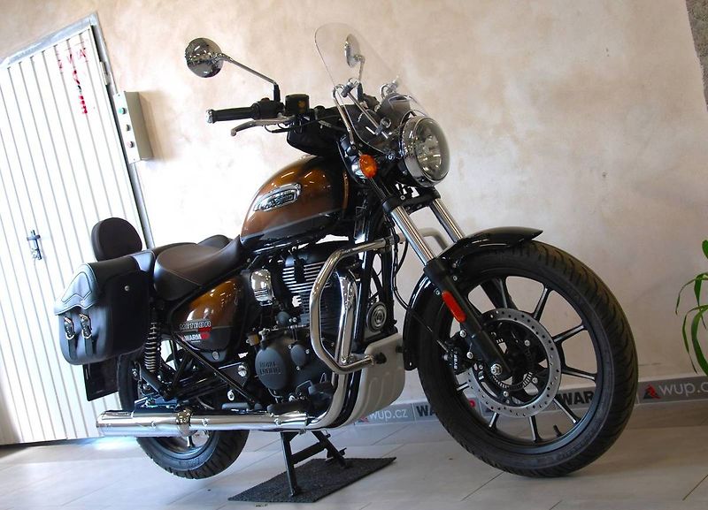 Royal Enfield Meteor 350 (2021) ZAZÁLOHOVÁNO - fotka 3 z 21