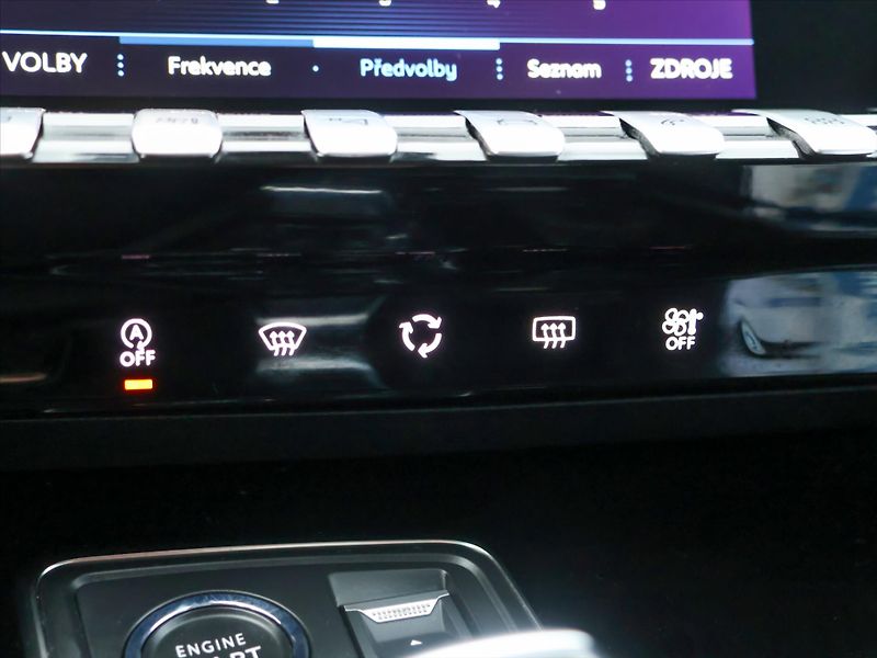 Peugeot 508 1,6 PureTech 133KW GTLINE - fotka 29 z 39