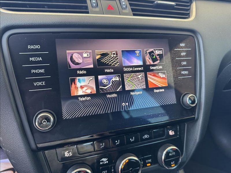 Škoda Octavia 1,6 TDI, Pravidelný servis - fotka 17 z 21
