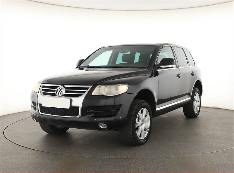 Volkswagen Touareg (2007) 3.0 V6 TDI, 4X4, Automat - fotka 2 z 16