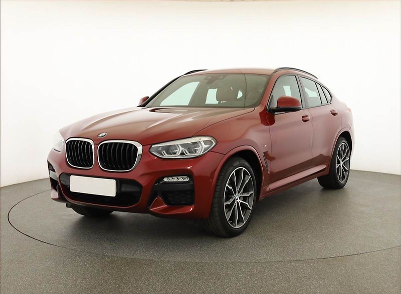 BMW X4 (2019) M Paket X xDrive25d - fotka 2 z 19