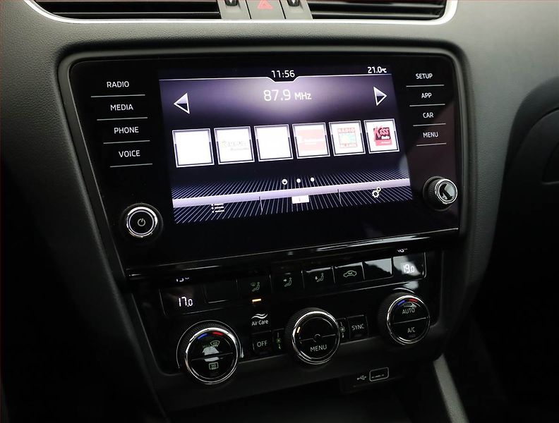 Škoda Octavia (2019) 1.6 TDI, Serv.kniha, Tempomat - fotka 9 z 15