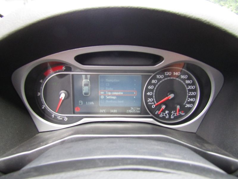 Ford Mondeo (2008) 2.2 TDCi 129kW  TITANIUM S - fotka 28 z 35