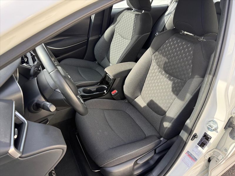 Toyota Corolla 1,5 Comfort, Automat - fotka 9 z 17