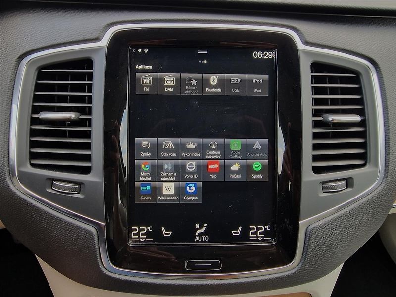 Volvo XC90 B5 AWD Momentum Pro Auto,1Maj - fotka 27 z 50