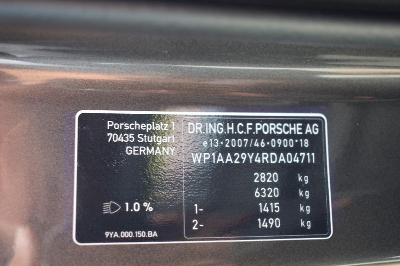 Porsche Cayenne (2026) KeyLess/SoftClose/Pano - fotka 47 z 52