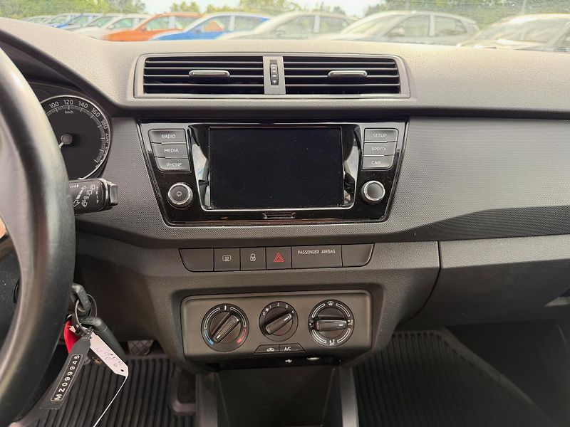 Škoda Fabia (2021) Ambition 1,0 TSI 70 kW 5M - fotka 11 z 16