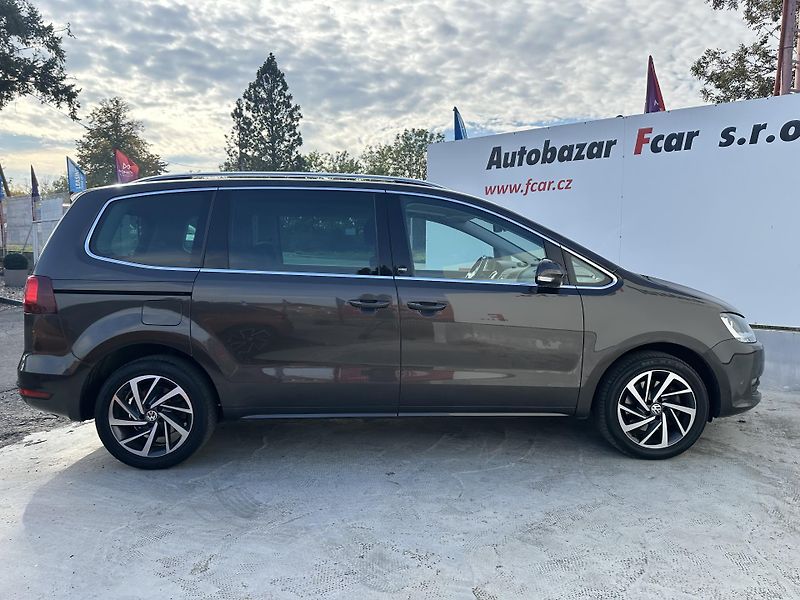 Volkswagen Sharan (2017) 2.0 TDi Sound 110 Kw - fotka 9 z 35