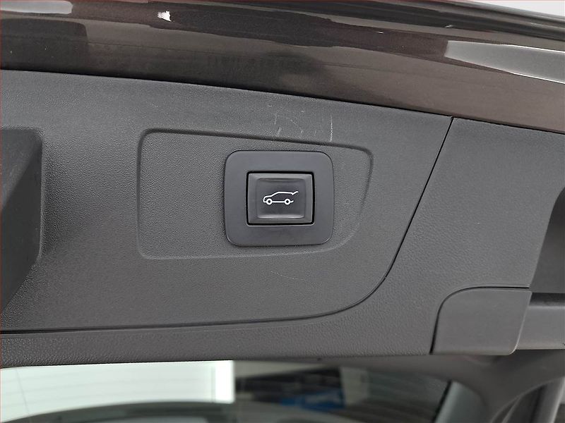 Opel Insignia (2021) 2.0 CDTI, Automat, Serv.kniha - fotka 16 z 20