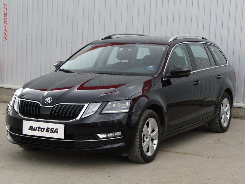 Škoda Octavia (2020) 2.0 TDi, Style, DSG - fotka 3 z 21