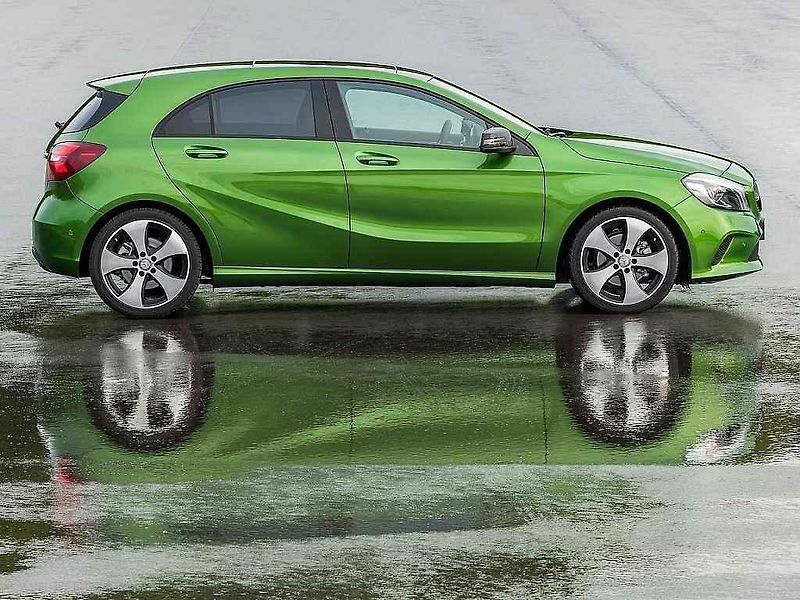 Mercedes-AMG A 45.