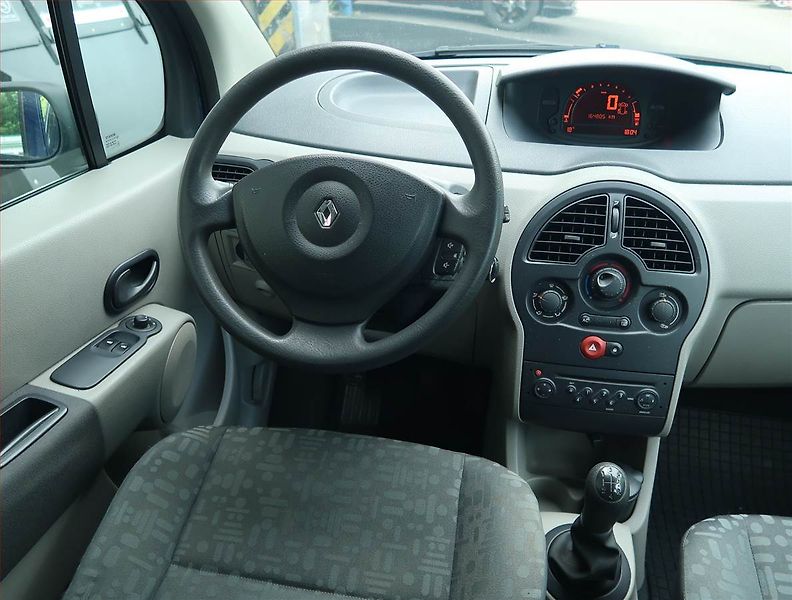 Renault Modus (2005) 1.2, po STK, jezdí dobře - fotka 7 z 14
