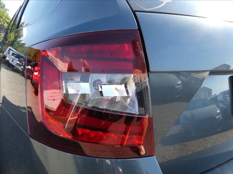 Škoda Octavia 2,0 TDi 135kW RS DSG, serviska - fotka 11 z 49