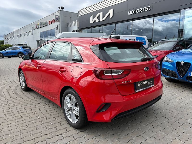 Kia Ceed - fotka 4 z 10