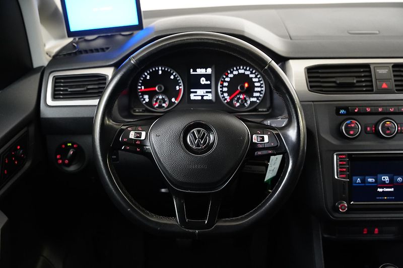 Volkswagen Caddy - fotka 17 z 23