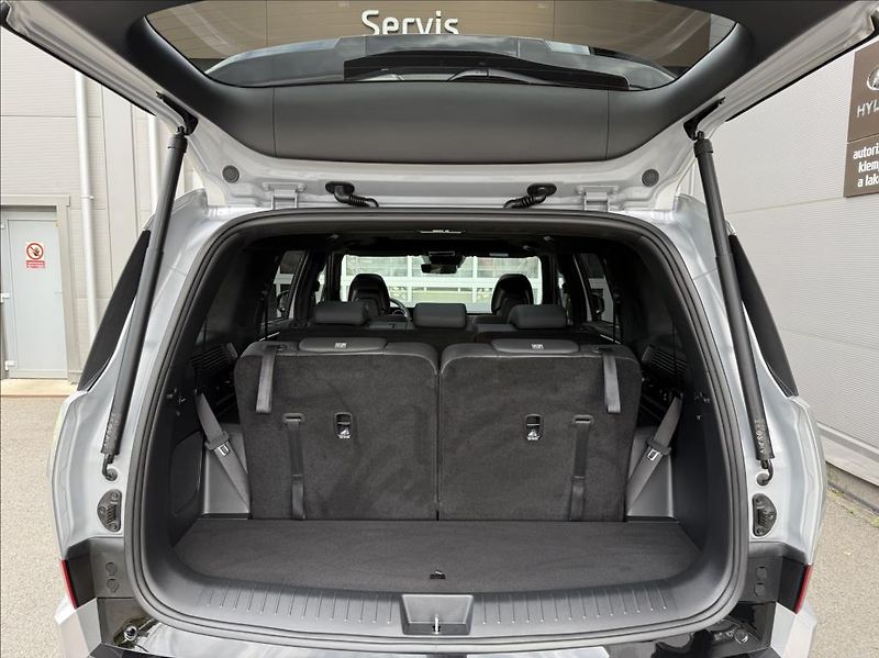 Hyundai Santa Fe 1,6 T HEV 4x4 7M  Calligraphy - fotka 25 z 30