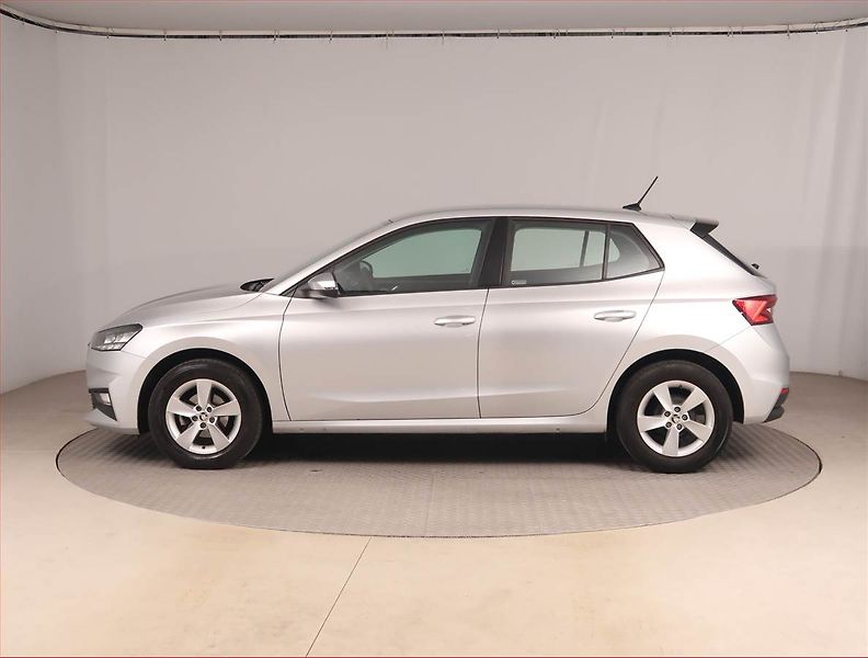 Škoda Fabia (2023) Ambition Plus 1.0, Tempomat - fotka 3 z 15