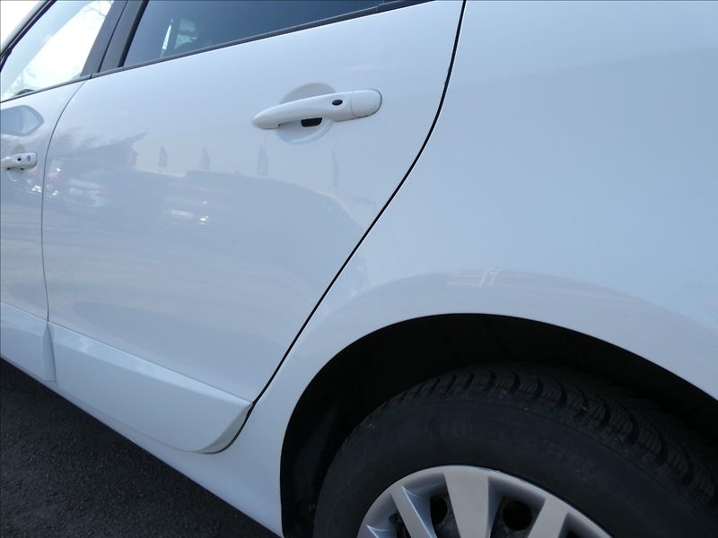 Renault Scénic 1,5 dCi 81kW Limited,AUTOMAT,n - fotka 16 z 44