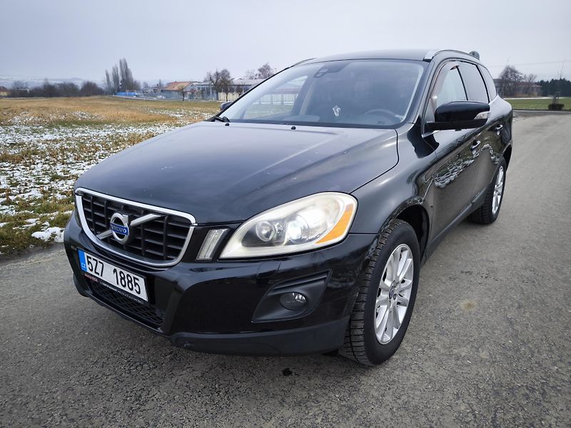 Volvo XC60 2,4 D 129kW 1 MAJITELKA - fotografie inzerátu