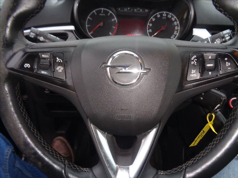 Opel Corsa 1,4 - fotka 7 z 14