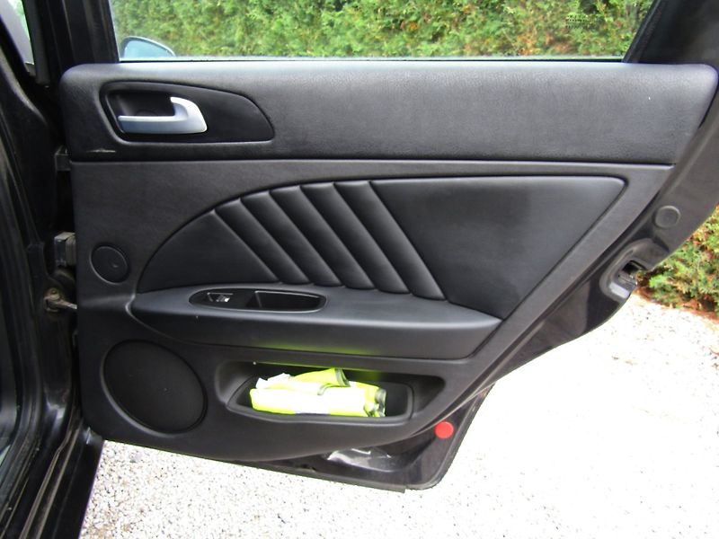 Alfa Romeo 159 (2009) 2.0JTD 125kW - fotka 23 z 33