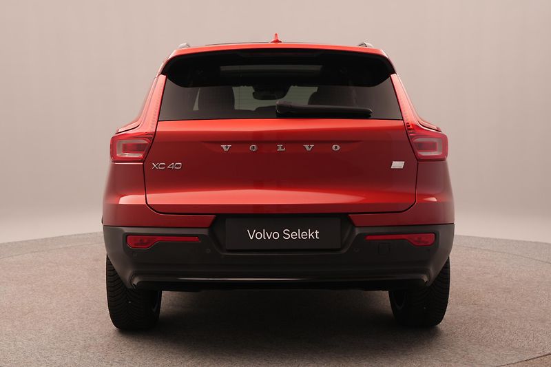 Volvo XC40 T5 RECHARGE CZ - fotka 9 z 48